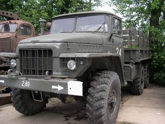 Ural 375D